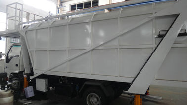 China Camiones estables de la eliminación de desechos, vehículo de la recolección de basura de ISUZU 600 P proveedor