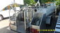 El blanco puro los tanques del camión del agua potable de 4000 litros sobre 120 l/min fluye velocidad proveedor